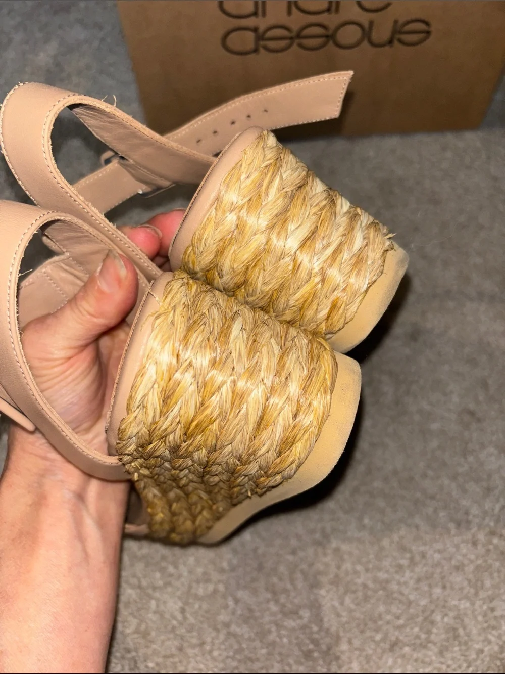 André Assous size 6.5 Celilia Espadrilles MINT ! In box
